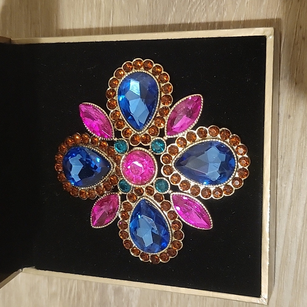 St. Thomas Pin